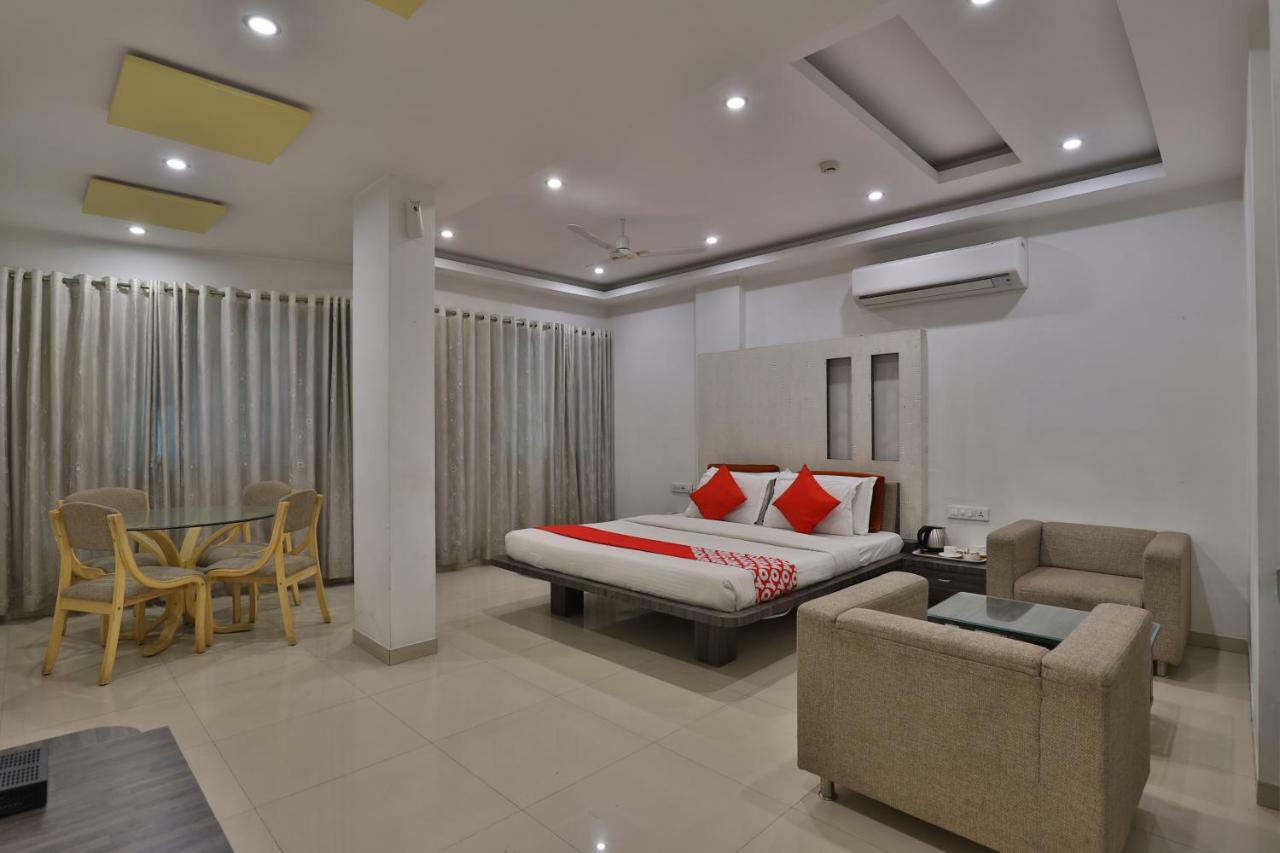 Hotel Oyo 14943 Shubh Suvidha Somnāth Exterior foto
