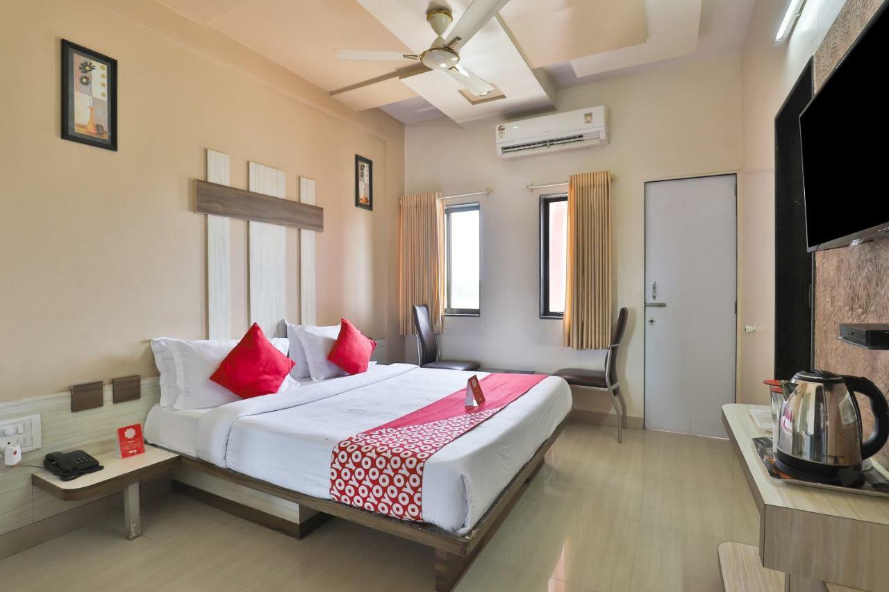 Hotel Oyo 14943 Shubh Suvidha Somnāth Exterior foto